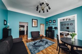 Sherlock Apartments - 1