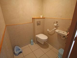 Gîte spacieux avec terrasse, confort moderne dans un cadre verdoyant et propice aux balades. - FR-1-589-79 - 3