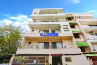 FabHotel Novel Suites - Nr Yashobhoomi Convention Centre - Neu-Delhi - 0