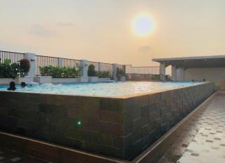 Skyview Premier Suites Hozby - Sunggal - 2