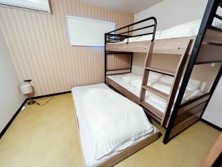 KIIIYA cafe&hostel - 3