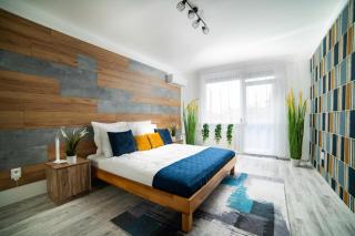Comfort 18 - Best Family Layout- Balcony & Parking - Miskolc - 0