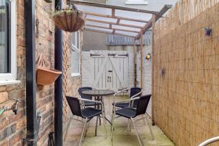 Sandy House - Scarborough - 7
