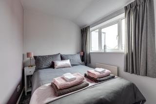 Sandy House - Scarborough - 2