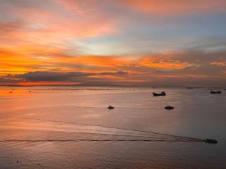 1BRFacing ManilaBay SunsetNear Okada Solaire 1Park - 7