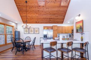 House on Honeysuckle - 3