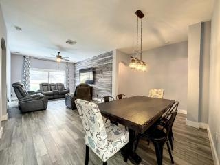 4 Bed 2 Bath Pool Spa Luxury Villa in a Resort villa - Kissimmee - 1