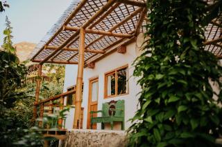 Designers Luxury Retreat with breathtaking gardens - Tzununá - 6