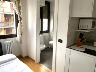 Comfy Studio Near The Central Station - Milano - 7