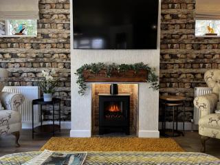 Hollicarrs - Kingfisher Lodge - York - 6