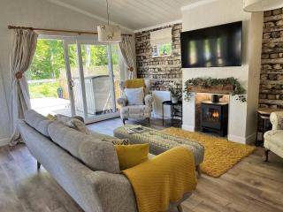 Hollicarrs - Kingfisher Lodge - York - 4