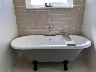 Hollicarrs - Kingfisher Lodge - York - 2