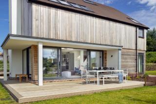 Lakeside property with spa access on a nature reserve Maple House BV08 - 8