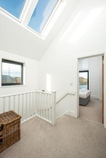 Lakeside property with spa access on a nature reserve Grays Cottage WI24 - 4