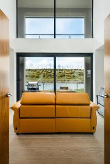 Lakeside property with spa access on a nature reserve Overton Island 11 OI11 - 3