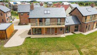 Lakeside luxury property Minerva OI30 - 9