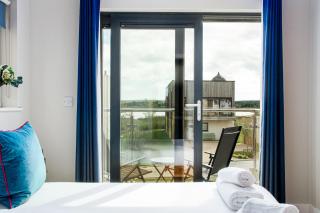 Lakeside property with a Spa on a nature reserve Wildside WI15 - 3