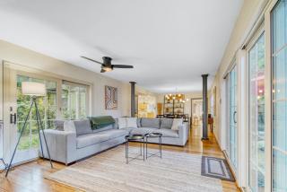 Mulberry Pines - Saugatuck - 8