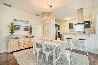 Historic Tarpon Springs Abode about 3 Mi to Beach - 3