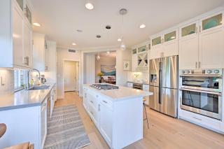 Stunning Carlsbad Home with Patio and Private Hot Tub! - Carlsbad - 8