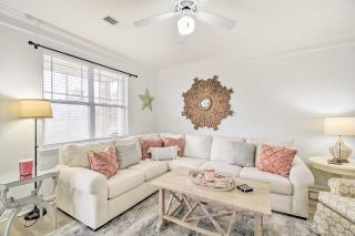Calabash Condo with Patio and Golf Course Views! - Calabash - 0