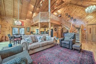 Walk to Golfing Grand Maggie Valley Cabin! - Maggie Valley - 6