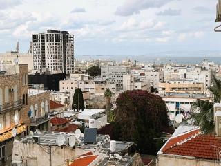 A cozy 2bdrm home in Wadi-Nisnas Haifa - Haifa - 2