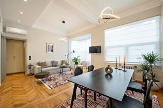 JUST KOLONAKI - Atene - 7