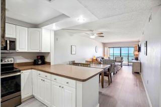 Villa Madeira 305 - St Pete Beach - 3