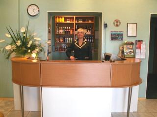 Hotel Laagna - Laagna - 1