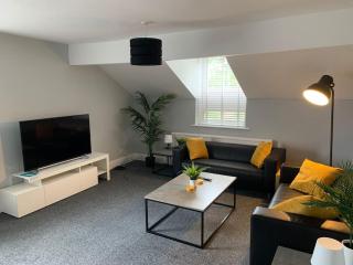 Fantastic Large 2 X Bedroom Flat, Free Parking - 9