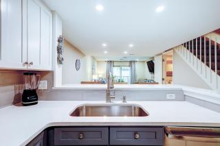 Surf Court Villas 5 - Hilton Head Island - 2