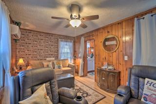 Cozy Knoxville Getaway about 8 Mi to Downtown! - Knoxville - 5
