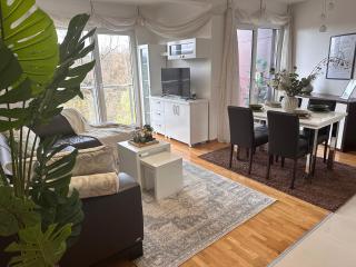 Prelep Pogled, Elegantan Komfor Blizu Centra, Besplatan Parking, Apartman Floresta - 8