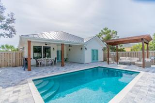 Bid-A-Wee Beach Bungalow home - Panama City Beach - 9