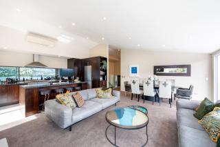 Luxury Lakeview Vista Apartment - Wanaka - 3