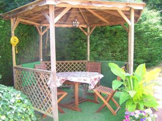 Charmante Fermette Rénovée avec Terrasse Privative et Vélos, 2 Chambres, Proche Le Lude - FR-1-410-155 - La Chapelle-aux-Choux - 4