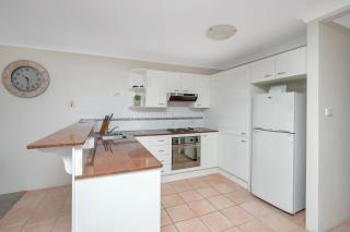 Westport Palms 2 - 4