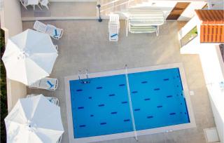 Beautiful Home In Jesenice - 4