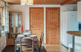 Lovely Home In Röke With Wifi - Röke - 7