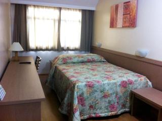 Hotel Golden Park Curitiba By Nacional Inn - 3