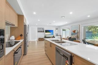 Manzi Jervis Bay - Huskisson - 7