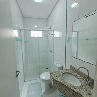 novo e aconchegante apartamento a 90 metros da praia de bombinhas - Bombinhas - 7