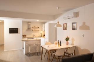 Mannequin: Sea view, private parking in the garage - Rijeka - 1