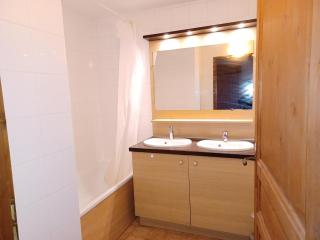 Appartement à Brides-les-Bains, 3 pièces, 8 pers, 56 m², balcon, parking, Wi-Fi inclus - FR-1-512-251 - Brides-les-Bains - 2