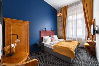 Giselle Vintage Doubles - Adults Only - Budapest - 3