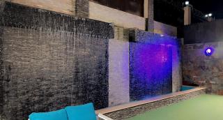 Trio villa with falls in compound فلا بحديقة كبيره وشلالات صناعية - Sheikh Zayed - 3