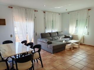 Bright Villa in Vidreres with Private Pool and Jacuzzi - Vidreres - 4