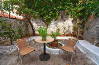 Traditional House with Ivy Garden - Corfú - 2