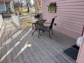 Gwen's Place - Private 2nd Floor - - 5